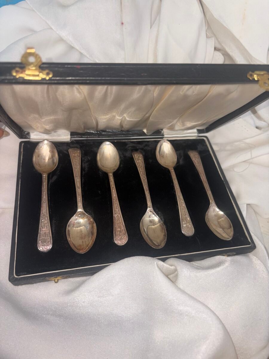 Cased set of six engraved teaspoons